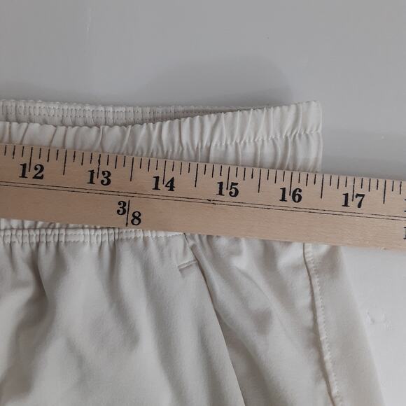 Lululemon Inner Glow High Rise Short 3” Cream Drawstring Womens 8 Athletic Dance - Picture 8 of 10